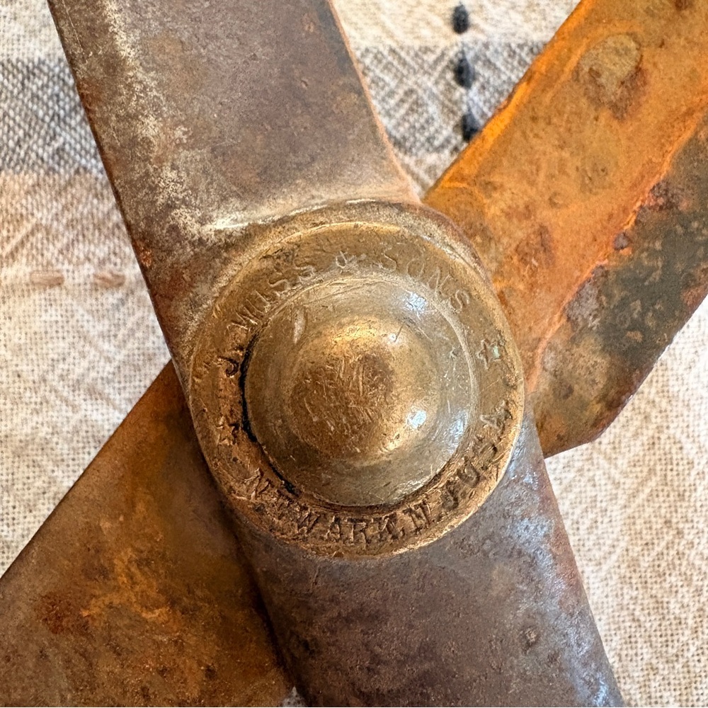 Antique J Wiss & Sons Tailor Seamstress Scissors Shears 1900s Unrestored Steel - Picture 10 of 12